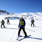 police ski