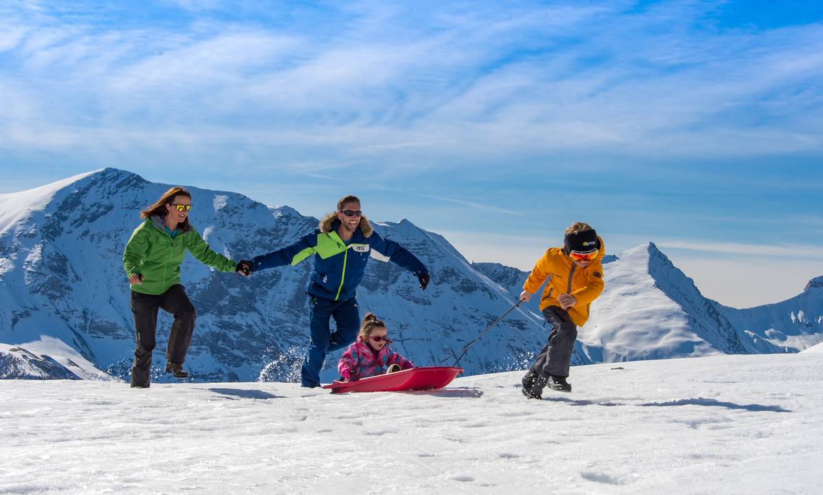 Yelo Porte-skis et snowboard pour voiture lors des départs en vacances